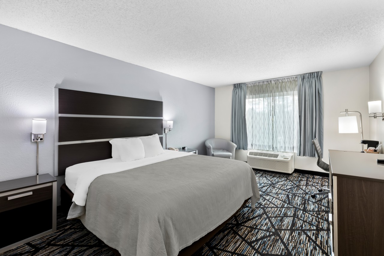 Standard King Room